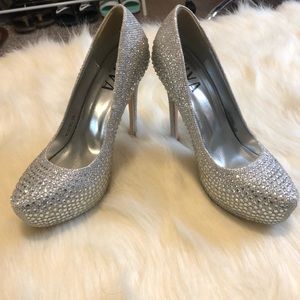 Silver Rhinestone Platform Pumps Size 7